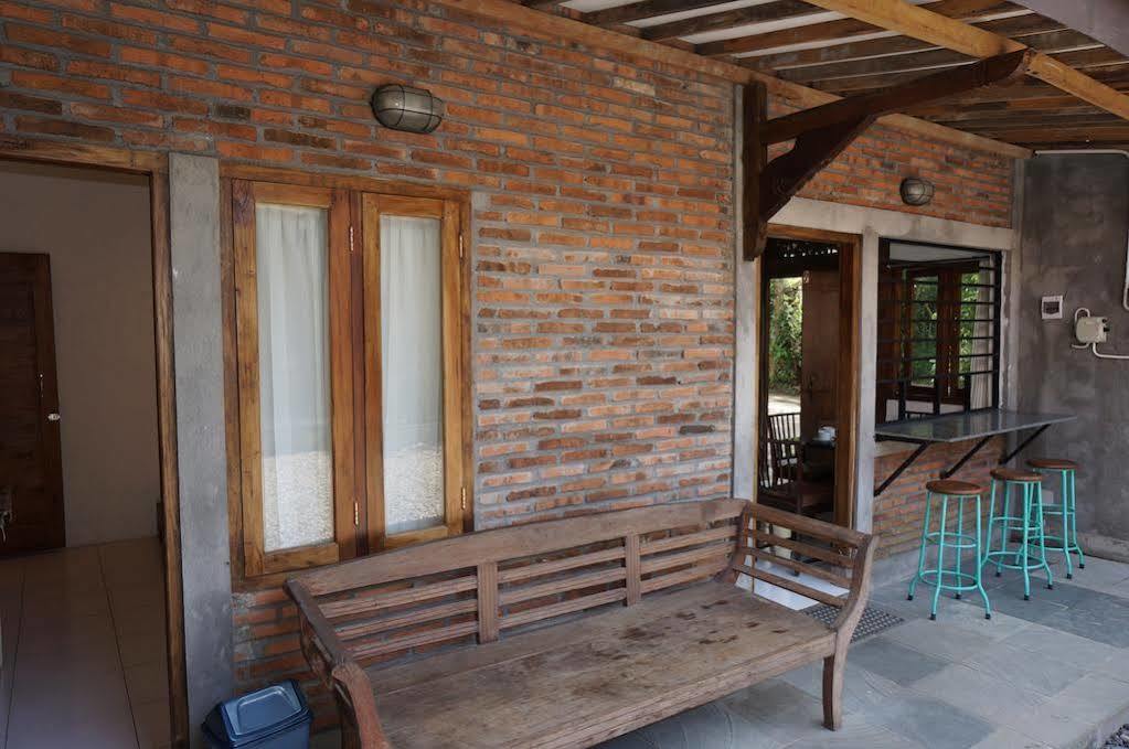 Cempaka Borobudur Guest House Magelang Buitenkant foto