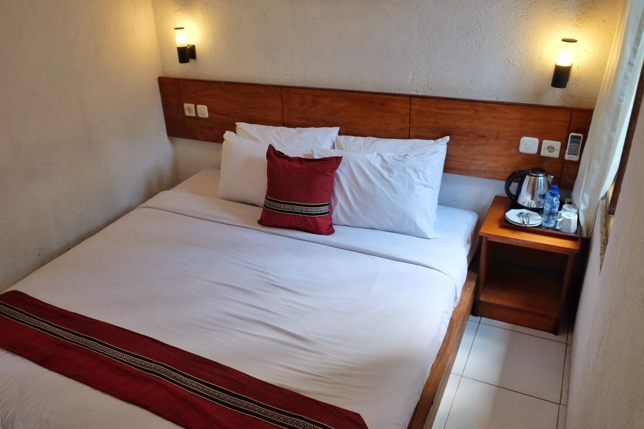 Cempaka Borobudur Guest House Magelang Buitenkant foto