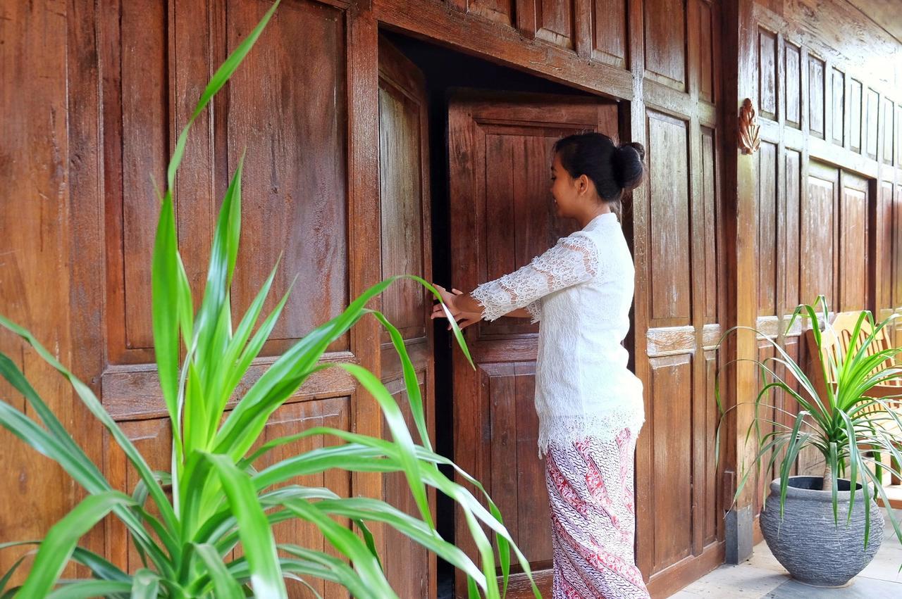 Cempaka Borobudur Guest House Magelang Buitenkant foto