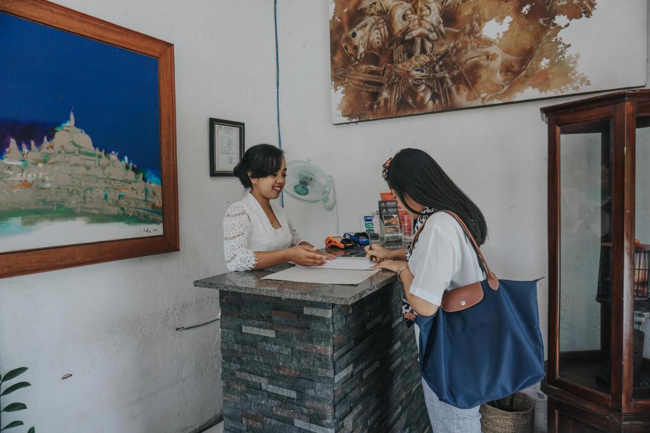 Cempaka Borobudur Guest House Magelang Buitenkant foto