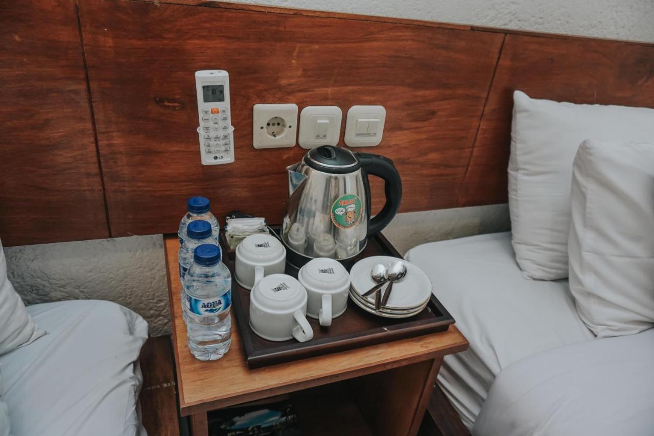 Cempaka Borobudur Guest House Magelang Buitenkant foto